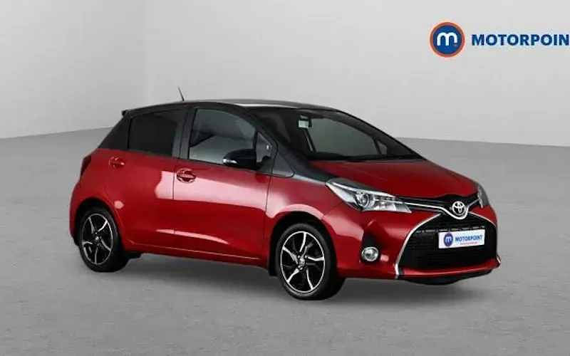 Used Toyota Yaris Design 99 HP (72 kW) 2016 Hatchback