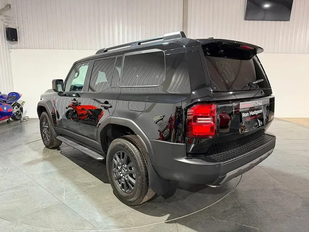 New Toyota Land Cruiser 204 HP (150 kW) 2025 Black SUV