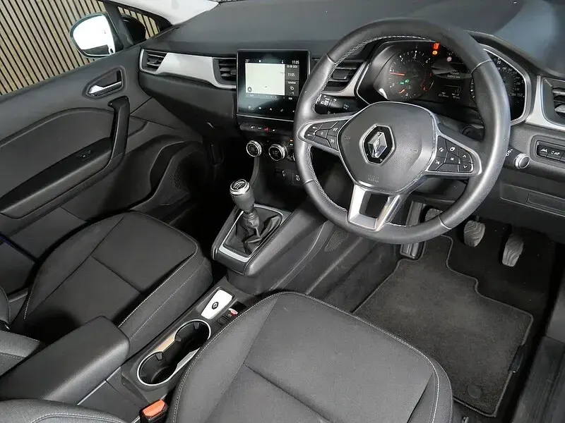 Used Renault Captur Iconic 95 HP (69 kW) 2020 Blue SUV