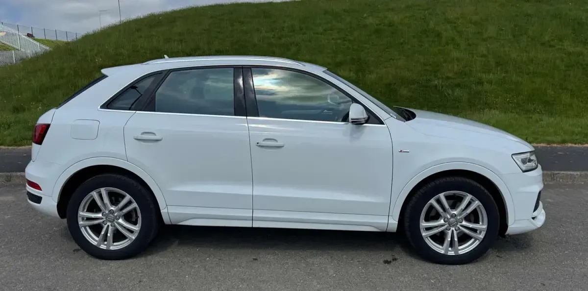 Usado Audi Q3 S-Line 150 HP (110 kW) 2017 Branco SUV