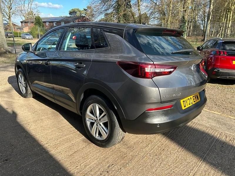 Used Vauxhall Grandland X S 130 HP (95 kW) 2020 Grey SUV