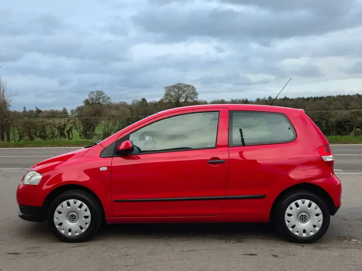 Used VW Fox 2010 Red Hatchback