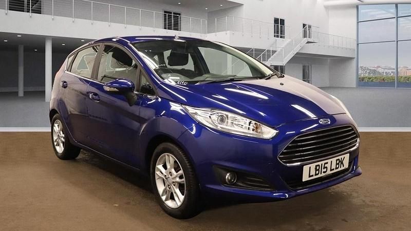 Blue Used 2015 Ford Fiesta Zetec Hatchback | £6,250 (Fair price) - Image 1/4