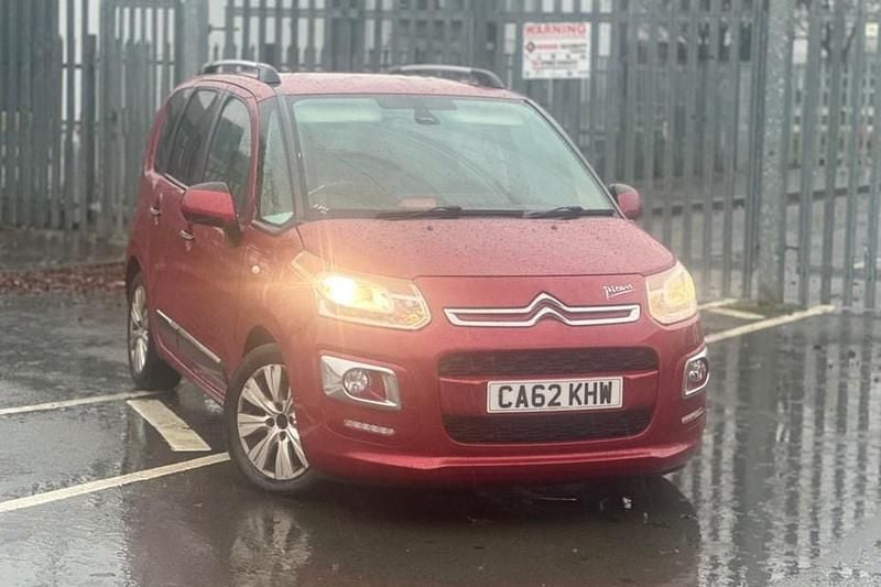 Red Used 2013 Citroën C3 Picasso Exclusive MPV | £1,590 (Good price) - Image 1/1
