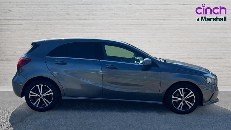 Used Mercedes A160 SE 102 HP (75 kW) 2018 Grey