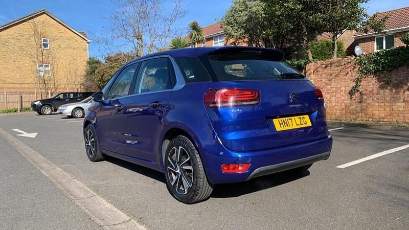 Used Citroën C4 Picasso Feel 128 HP (94 kW) 2017 Red MPV