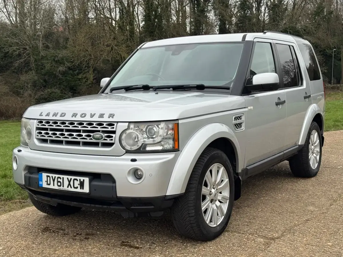 Używany Land Rover Discovery 4 HSE 255 KM (187 kW) 2012 Srebrny SUV
