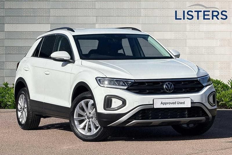 Pure white New 2025 VW T-Roc Match SUV | £27,500 (Super price) - Image 1/4