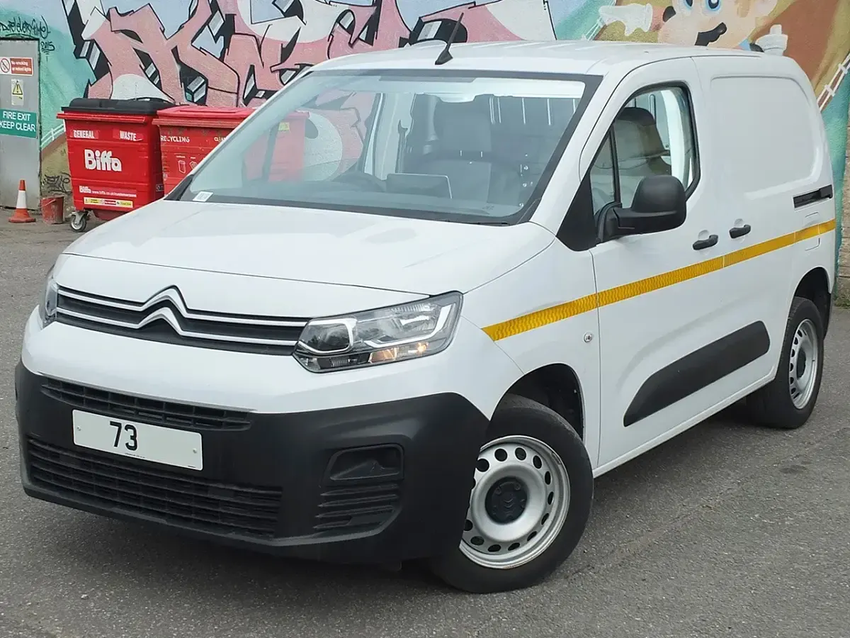 Used Citroën e-Berlingo 100 HP (73 kW) 2023 White