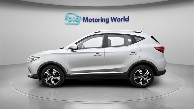 Used MG ZS Excite 106 HP (77 kW) 2023 Silver SUV