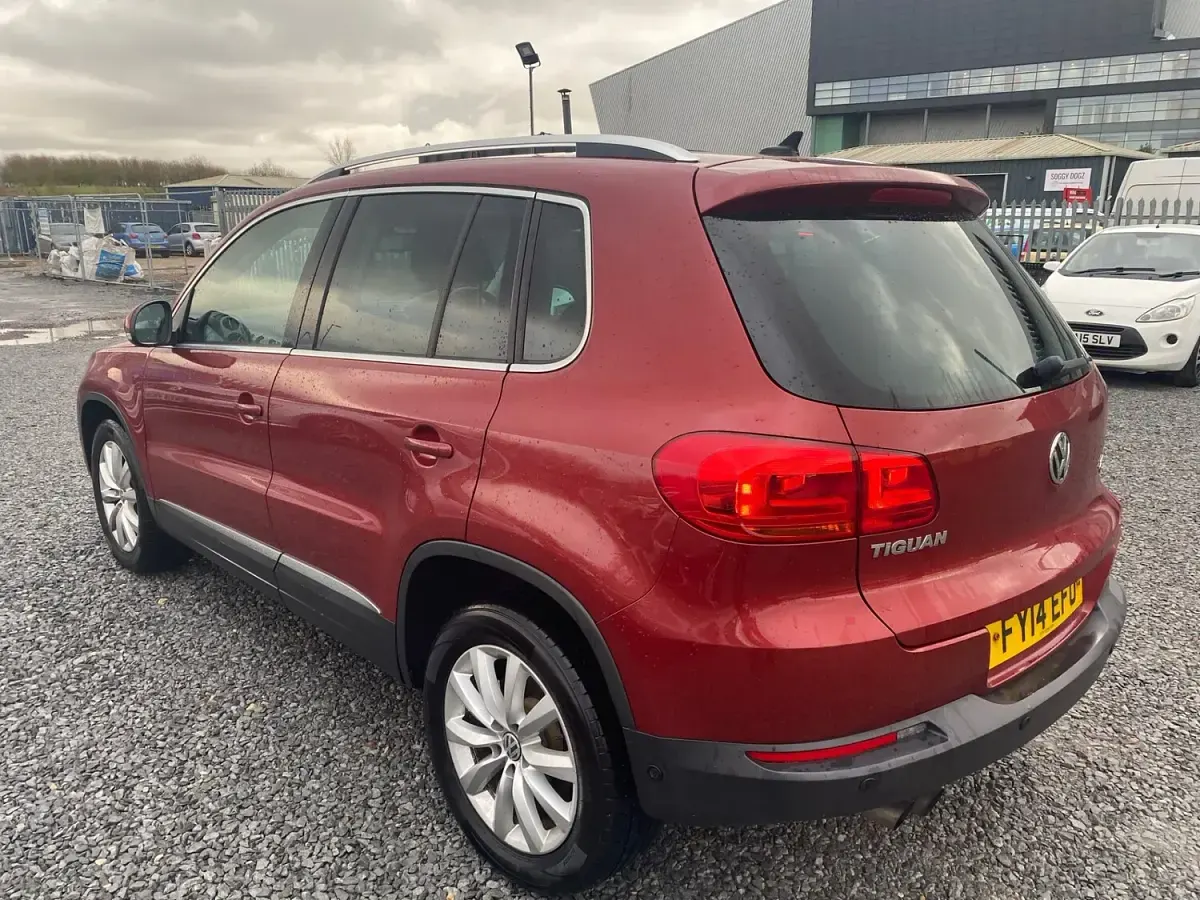 Used VW Tiguan Match 150 HP (110 kW) 2014 Red SUV