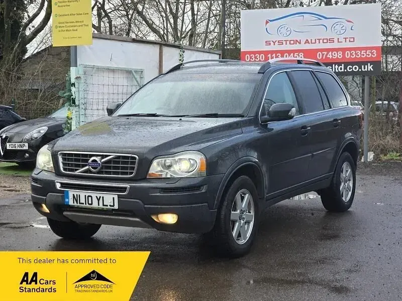 Begagnad Volvo XC90 2010 Grå SUV