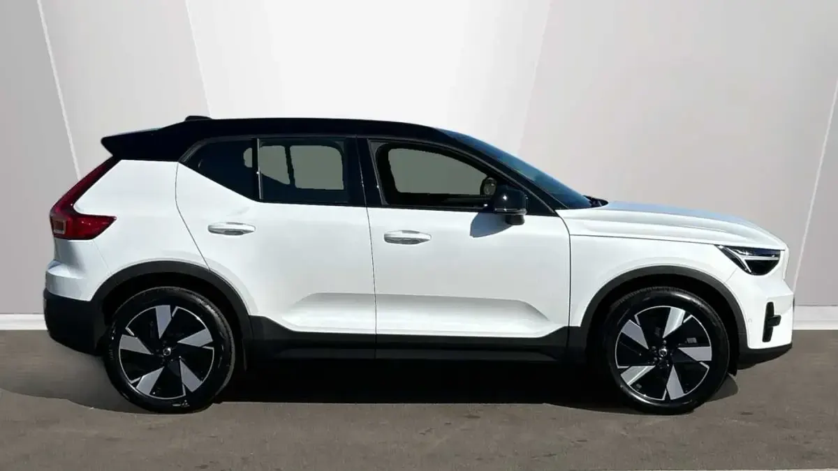 New Volvo EX40 Plus 185 kW (252 HP) 2026 SUV