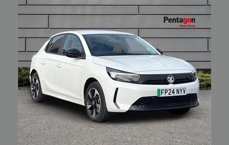 White Used 2024 Vauxhall Corsa-e Design Edition Hatchback | £12,495 (Fair price) - Image 1/4