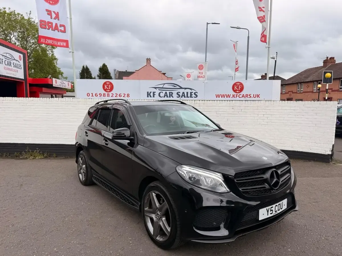 Used Mercedes GLE250 AMG line 2017 Black Estate