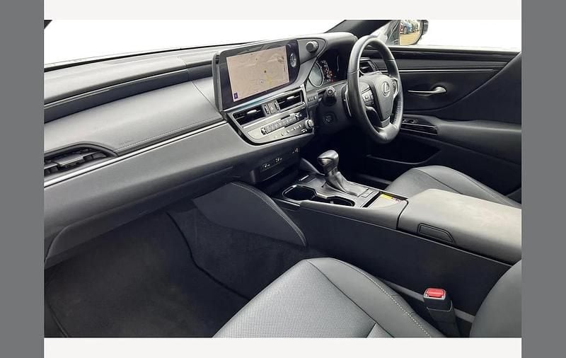 Used Lexus ES300H 218 HP (160 kW) 2023 Silver Sedan