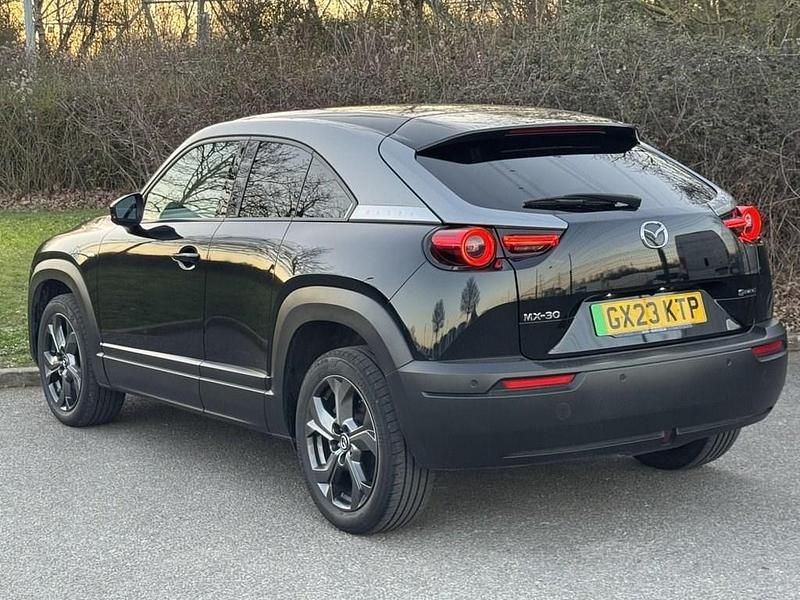 Usado Mazda MX30 Makoto 106 kW (145 HP) 2023 Preto SUV