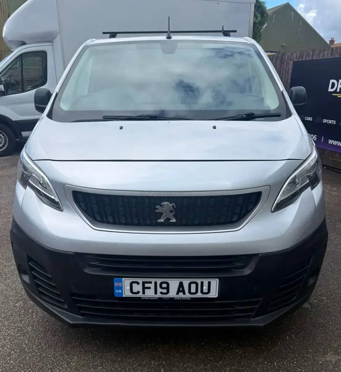 Second-hand Peugeot Expert 2019 Argintiu Van