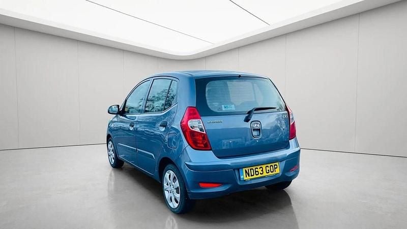 Used Hyundai i10 Classic 85 HP (62 kW) 2013 Blue Hatchback