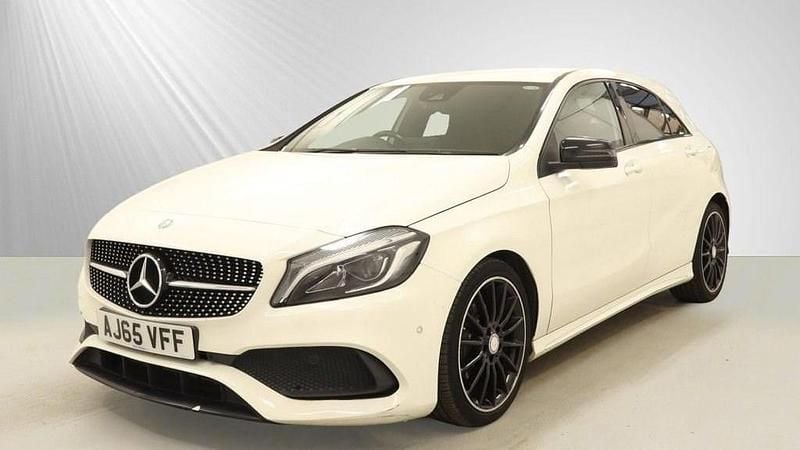 Used Mercedes A200 AMG Line Premium 2015 White Hatchback