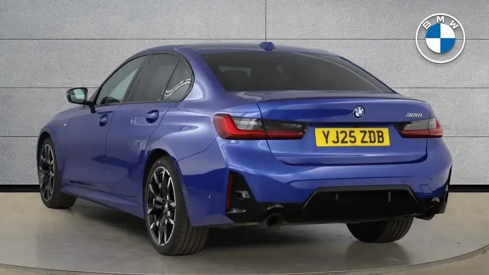 Used BMW 320 M Sport 181 HP (133 kW) 2025 Blue