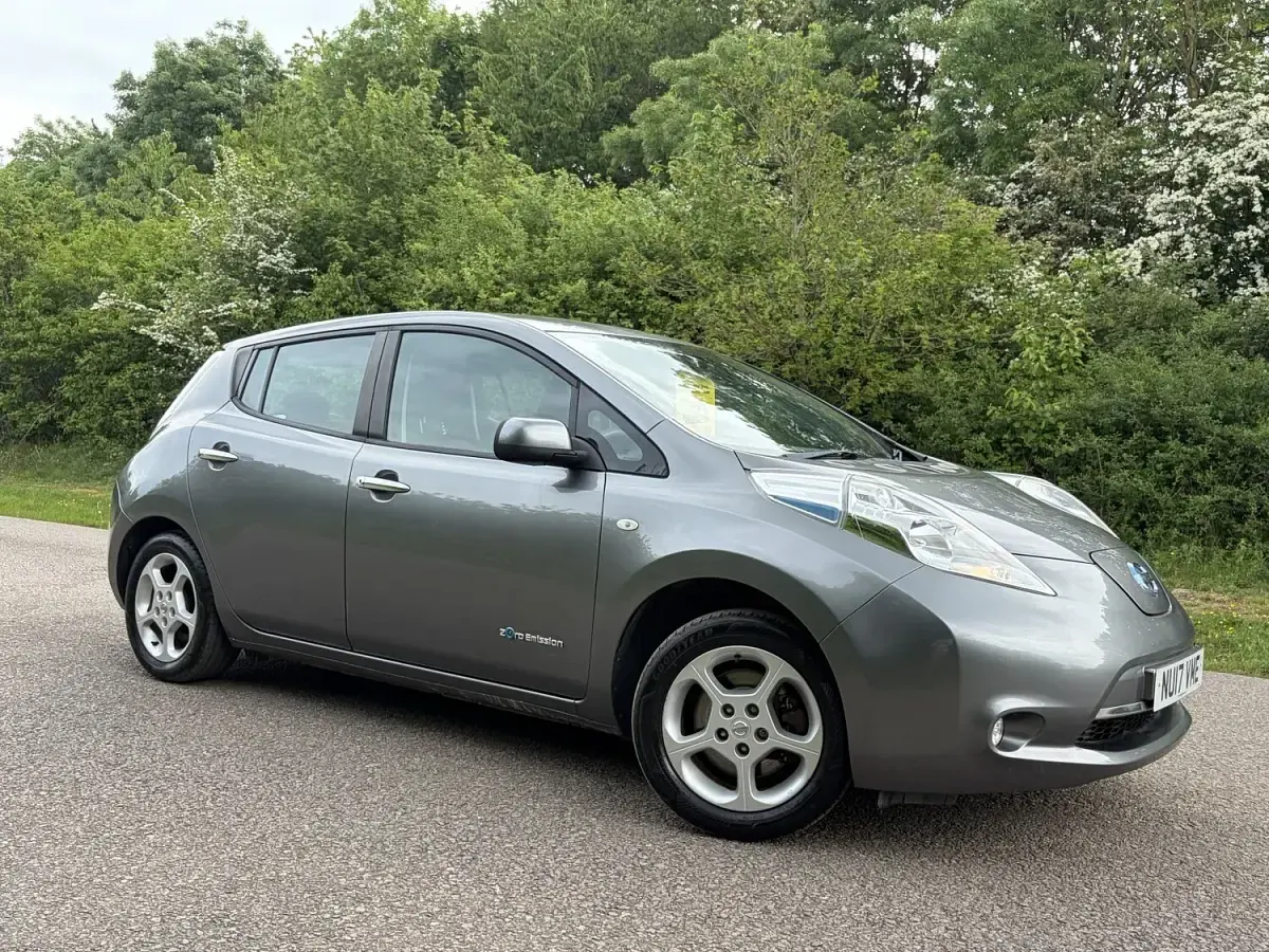 Used Nissan Leaf Acenta 80 kW (109 HP) 2017 Grey Hatchback