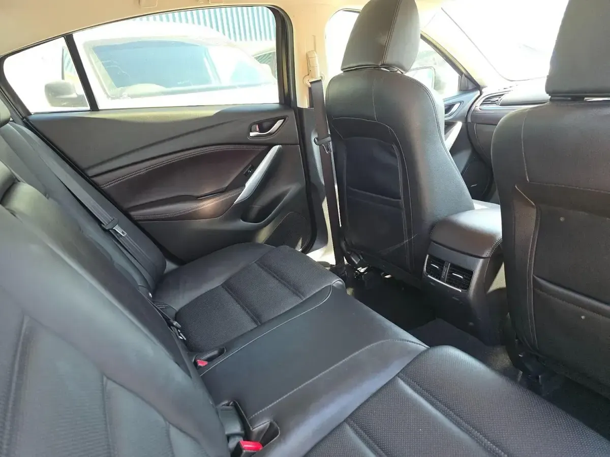 Used Mazda 6 Inclusive 165 HP (121 kW) 2015 Blue Sedan