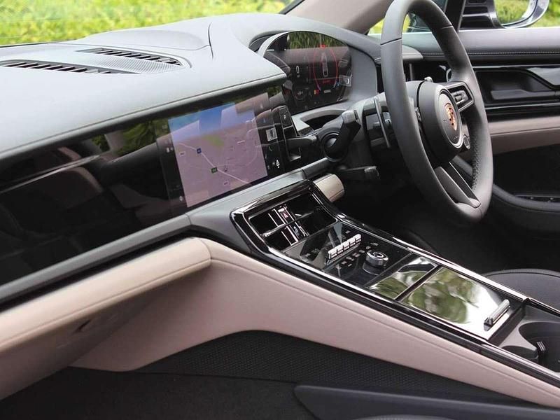 Used Porsche Panamera 349 HP (256 kW) 2025 Grey Sedan