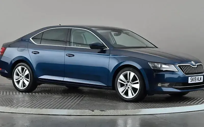 Usado Skoda Superb SE L Executive 150 HP (110 kW) 2019 Citadino