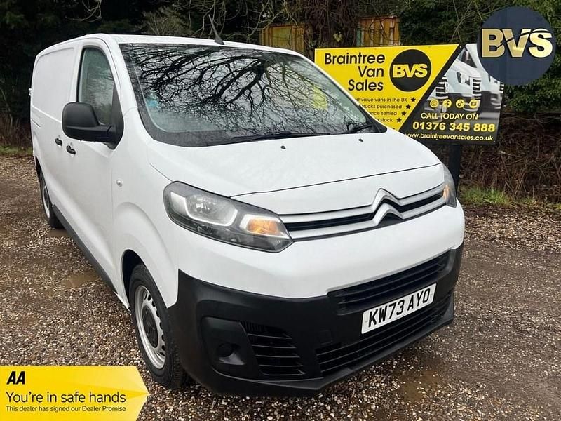 Used Citroën Dispatch 2023 White MPV