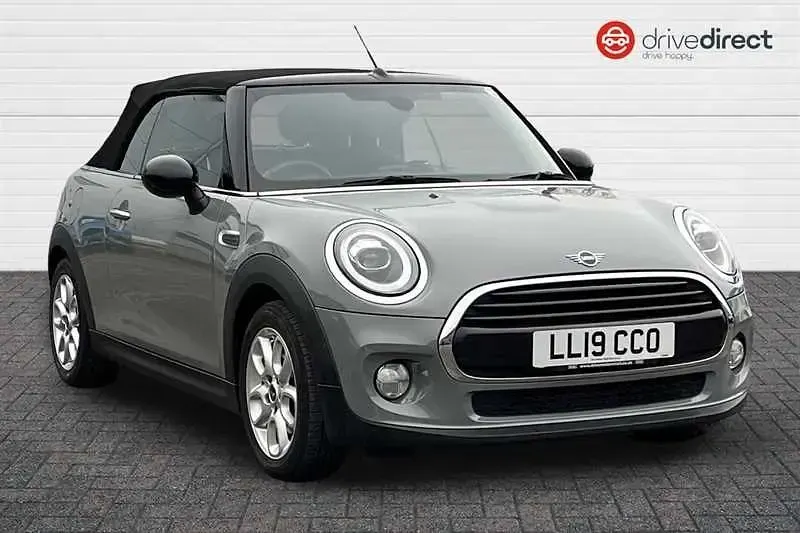 Begagnad Mini Cooper Cabriolet Classic 136 HK (100 kW) 2019 Grå Cab