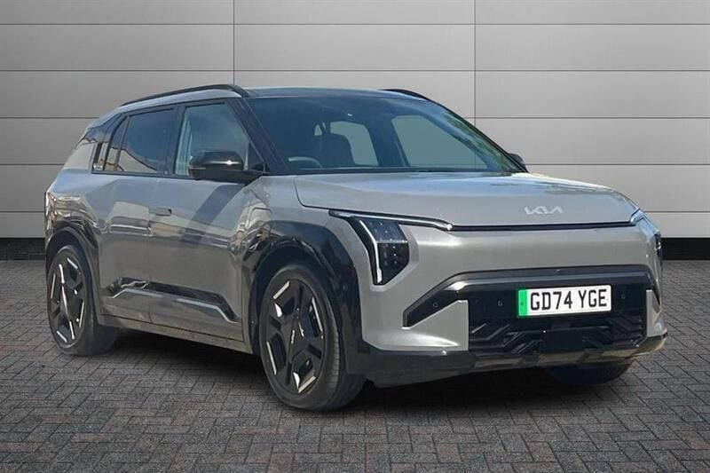 Grey Used 2025 Kia EV3 2 SUV | £36,950 - Image 1/2
