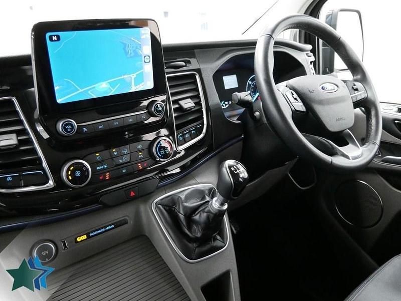 Used Ford Tourneo Active 130 HP (95 kW) 2021 Blue MPV