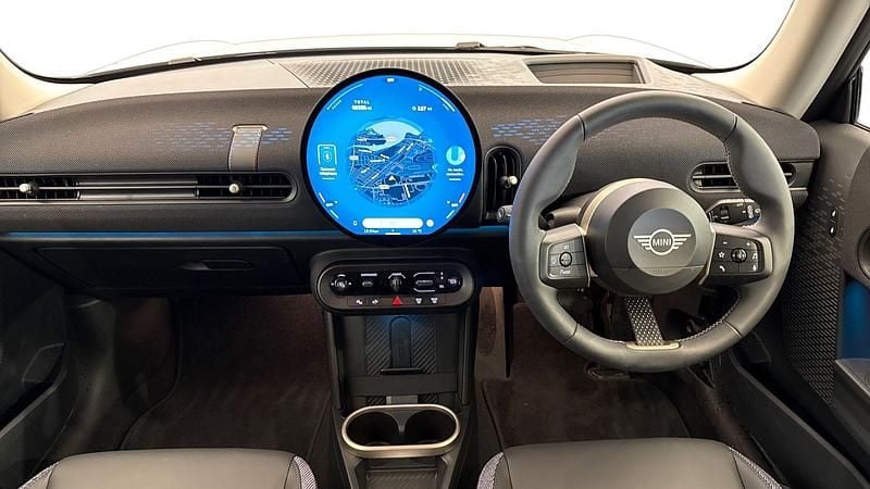 Used Mini Cooper Hatch 113 kW (154 HP) 2025 White Hatchback