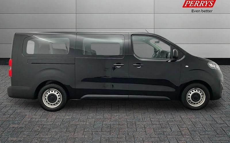 Used Vauxhall Vivaro 100 kW (136 HP) 2023 MPV