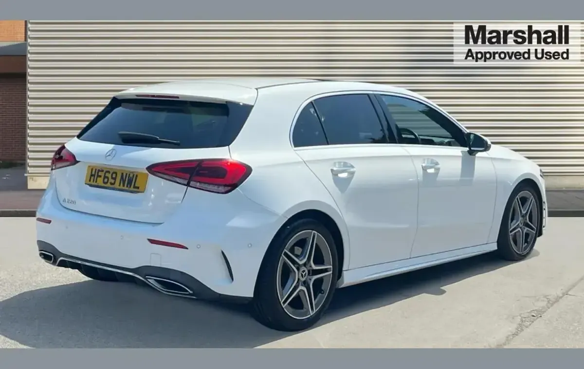 Used Mercedes A220 AMG Line Premium Plus 190 HP (139 kW) 2019 White Hatchback