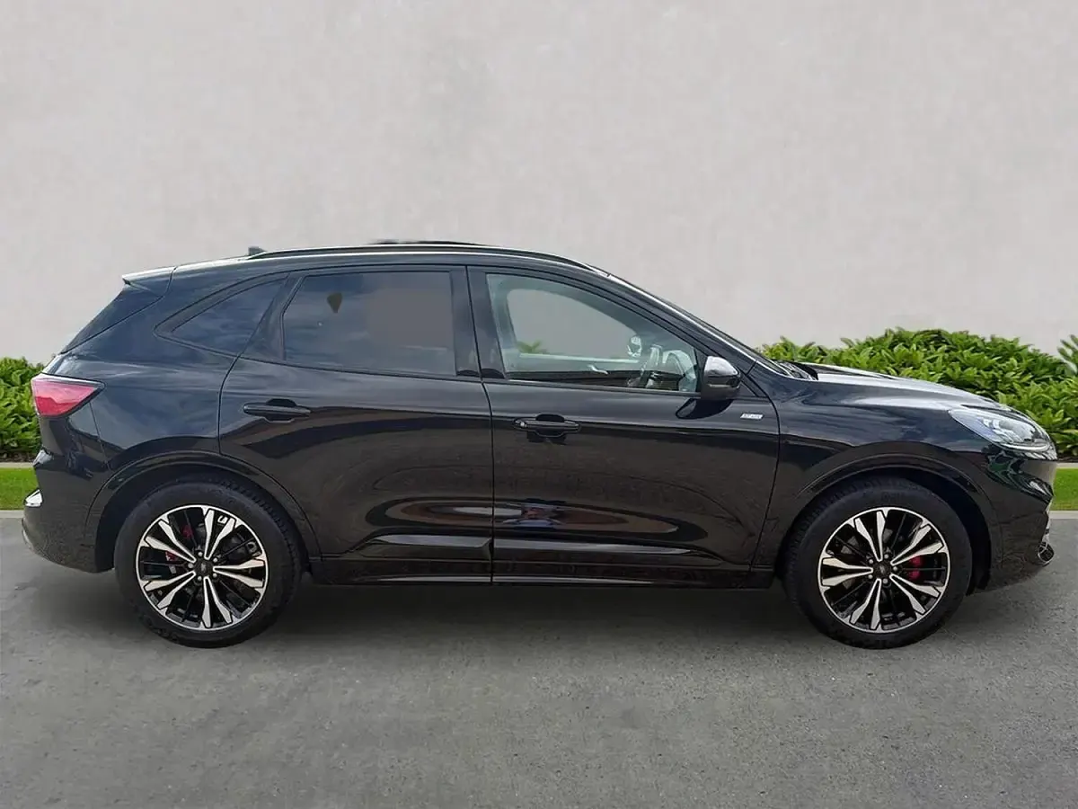 Used Ford Kuga ST-Line X 225 HP (165 kW) 2023 Black SUV