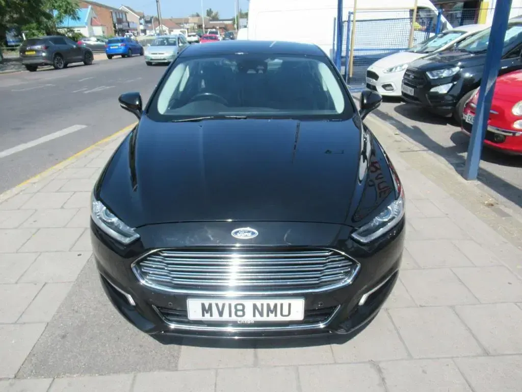 Used Ford Mondeo Titanium 160 HP (117 kW) 2018 Black Hatchback