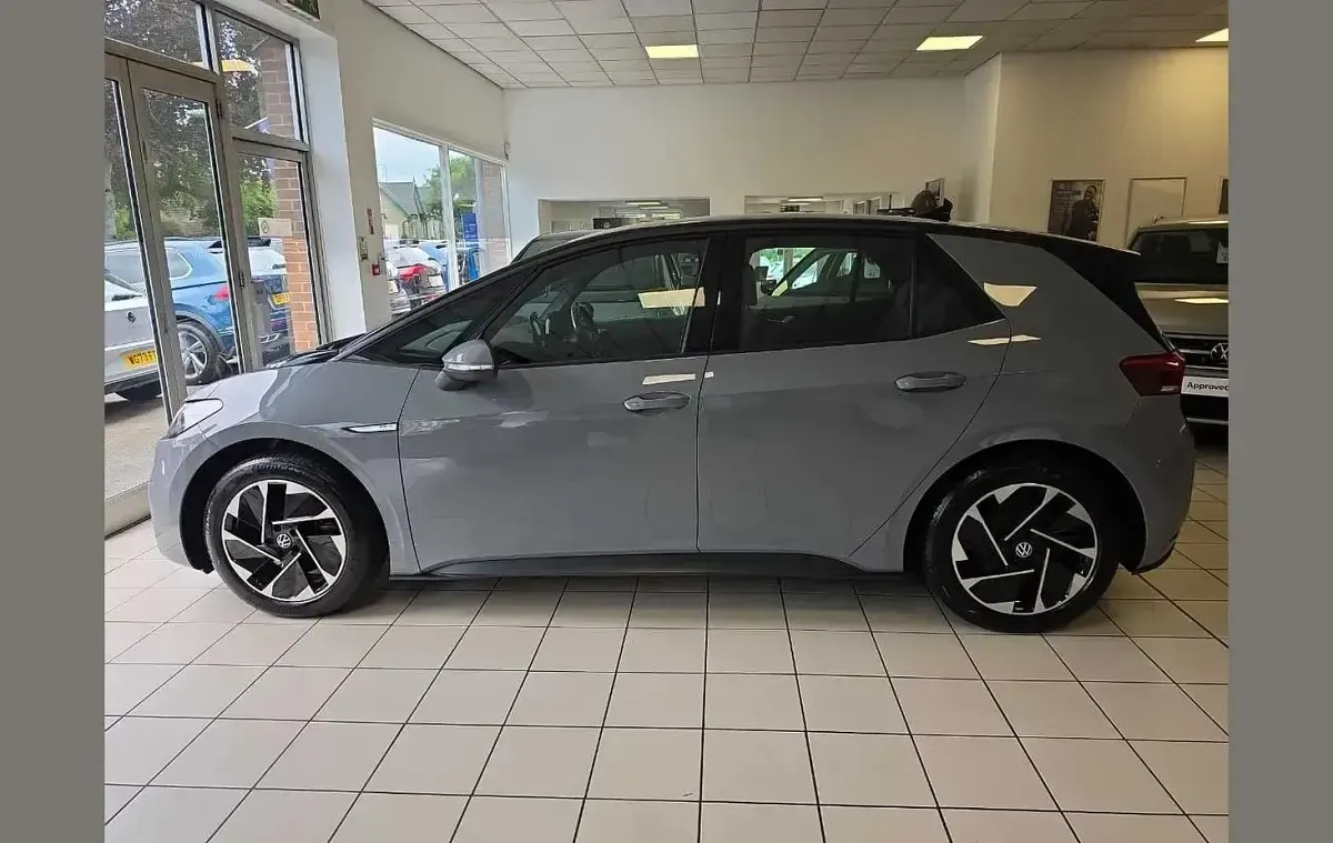 Used VW ID.3 Pro Performance 150 kW (204 HP) 2023 Grey Hatchback