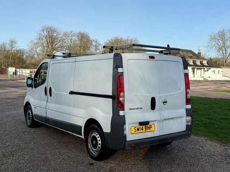 Używany Nissan Primastar SE 115 KM (84 kW) 2014 Biały Minivan
