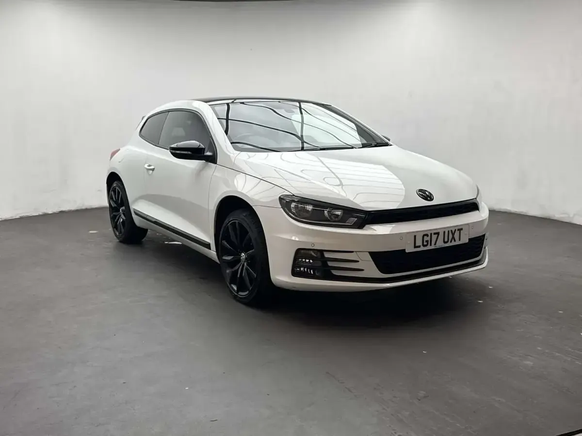 Used VW Scirocco Black Edition 125 HP (91 kW) 2017 White Coupe