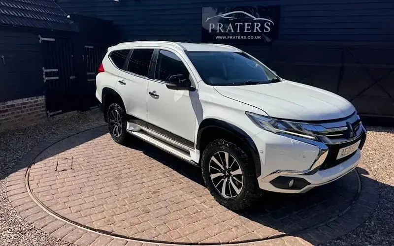 Second-hand Mitsubishi Shogun 181 CP (133 kW) 2020 SUV