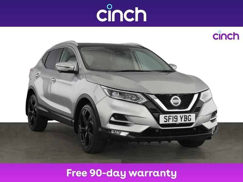 Silver Used 2019 Nissan Qashqai Tekna SUV | £12,999 (Fair price) - Image 1/3