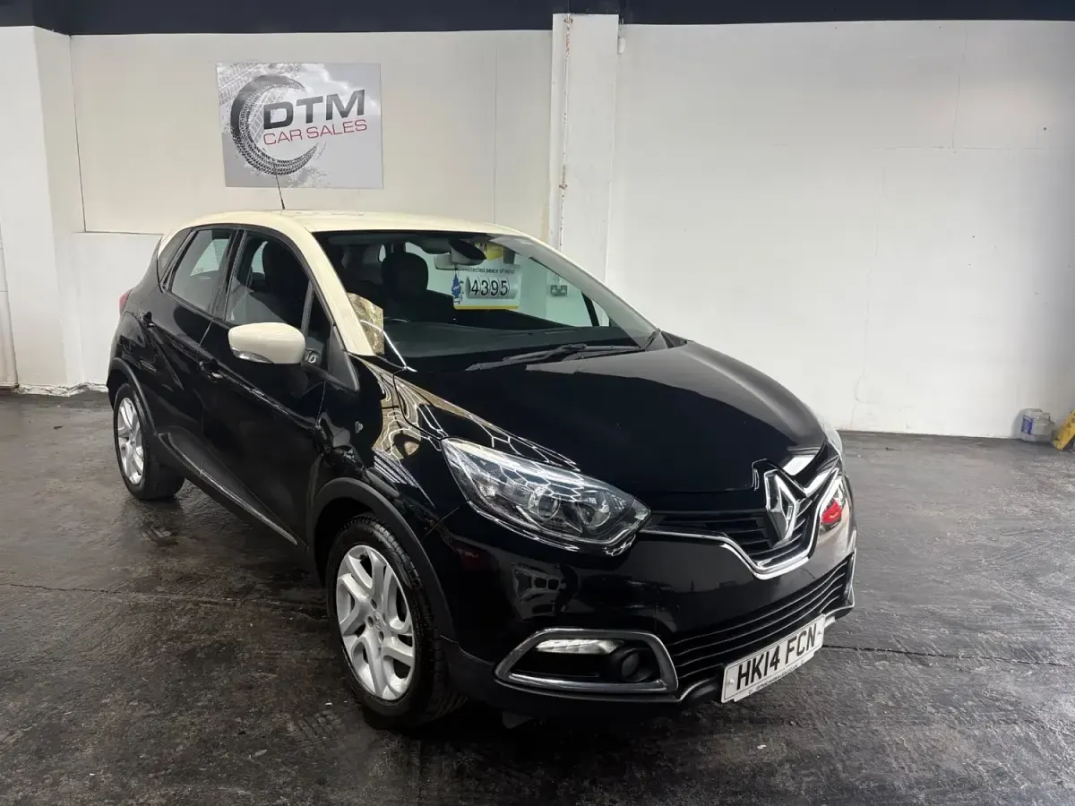 Second-hand Renault Captur Dynamique 90 CP (66 kW) 2014 Negru SUV