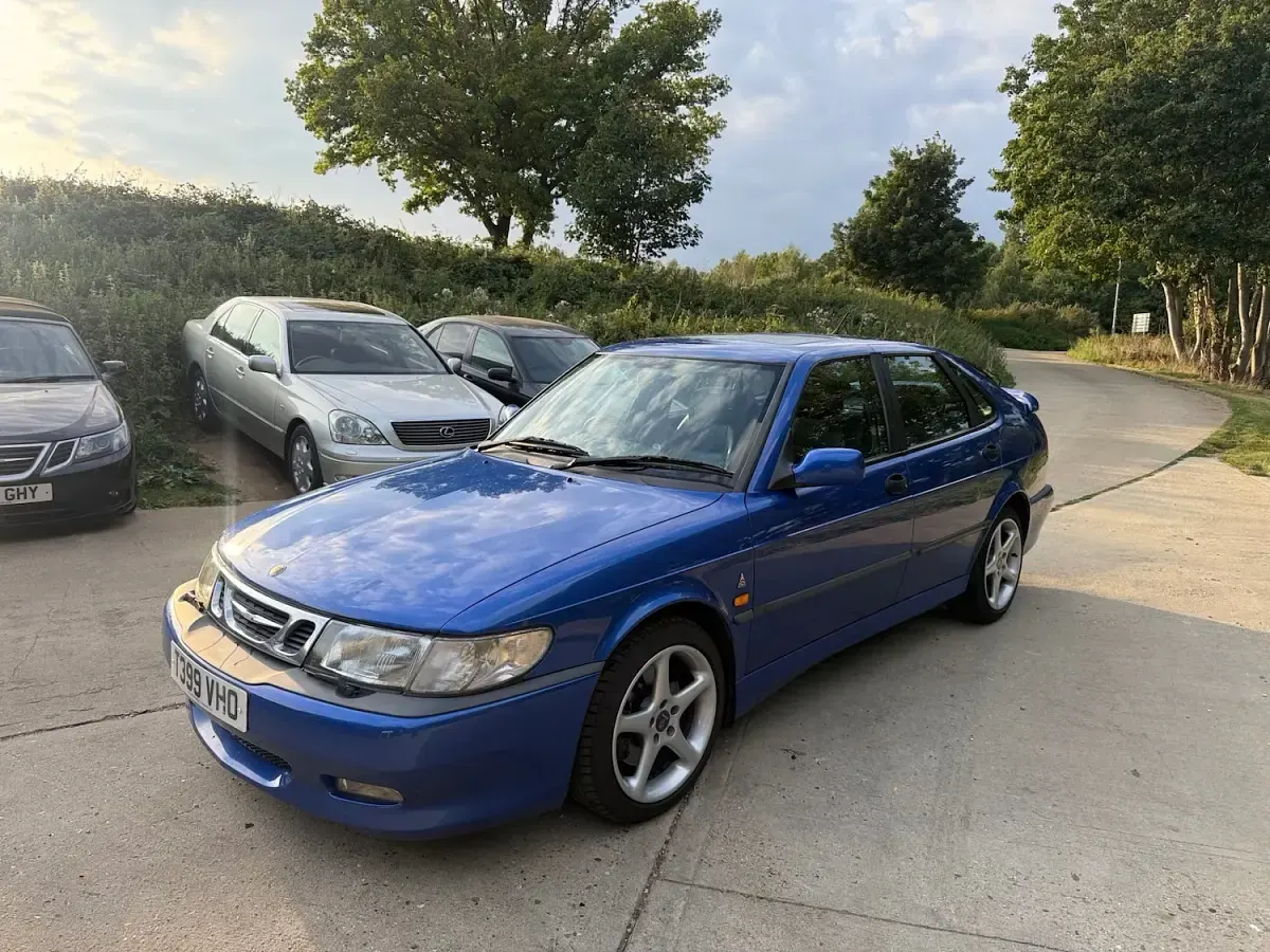 Used Saab 9-3 1999 Blue Hatchback