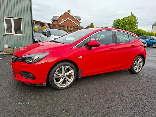 Used Vauxhall Astra SRi 145 HP (106 kW) 2020 Red Hatchback