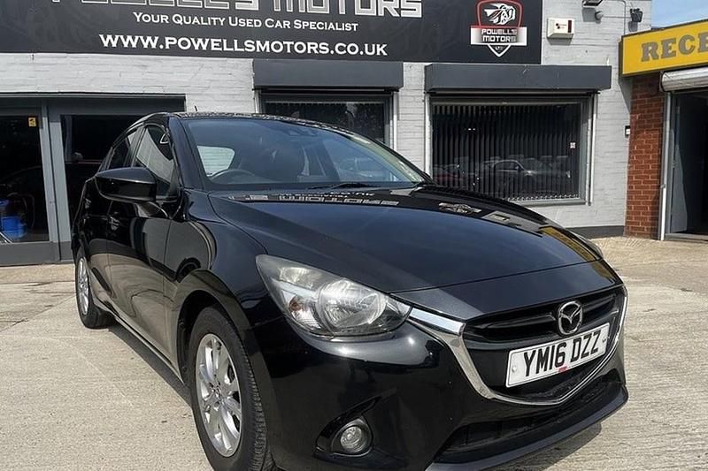 Begagnad Mazda 2 90 HK (66 kW) 2016