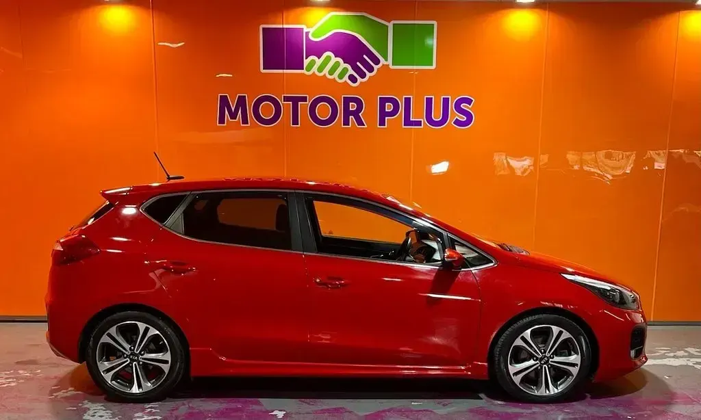 Used Kia Ceed GT-Line 2015 Red Hatchback