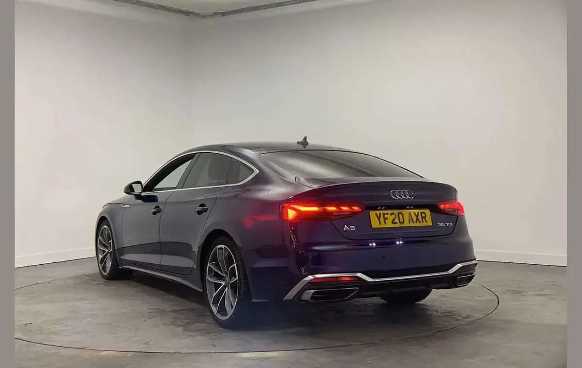 Usado Audi A5 Sportback S-Line 161 HP (118 kW) 2020 Azul Citadino