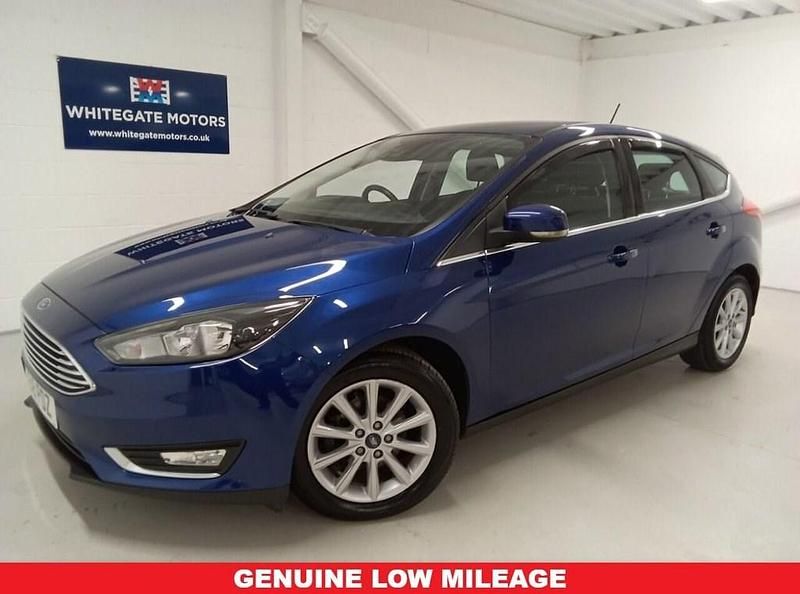 Used Ford Focus Titanium 125 HP (91 kW) 2018 Blue Hatchback